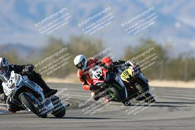 media/Dec-07-2025-CVMA (Sun) [[3e7d2de5dc]]/Race 12- Formula 40 MW and LW/